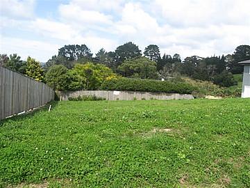 90 Lake Panorama Drive, Henderson Valley