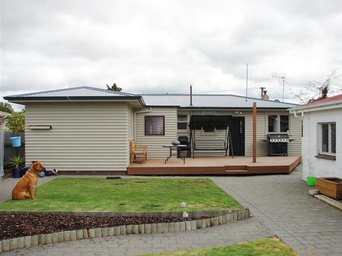 72 Harold Holt Avenue, Onekawa