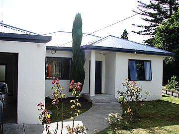 17A Bernard Street, Avenues