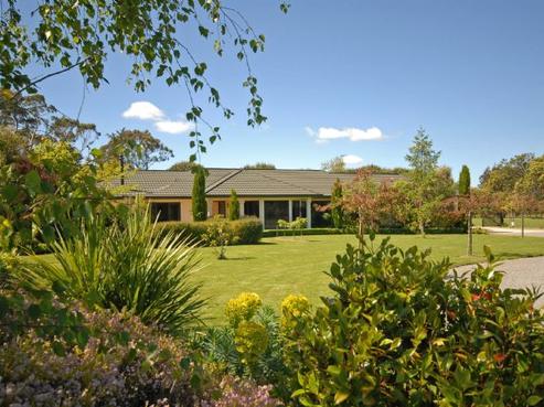 60 Willow Park Drive, Opaki
