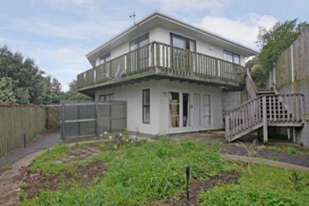 15 Bann Street, Southgate