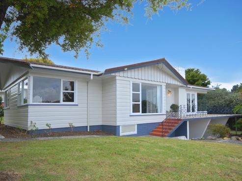 35 Memorial Drive, Parahaki