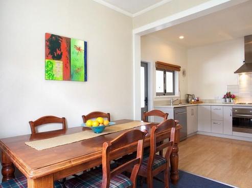 1015 Willowpark Road North, Mayfair
