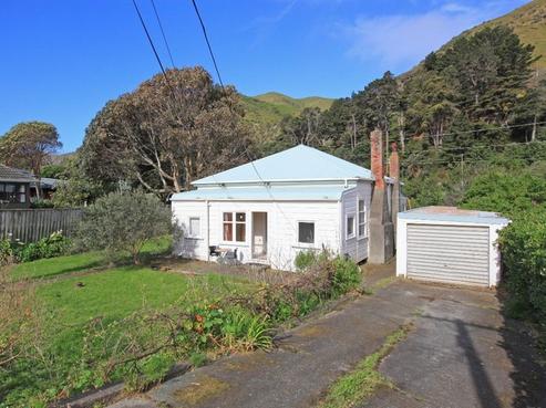 39 Ames Street, Paekakariki