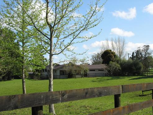 863 Runciman Road, Runciman