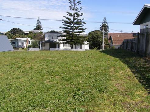 44 Moana Street, Otaki Beach