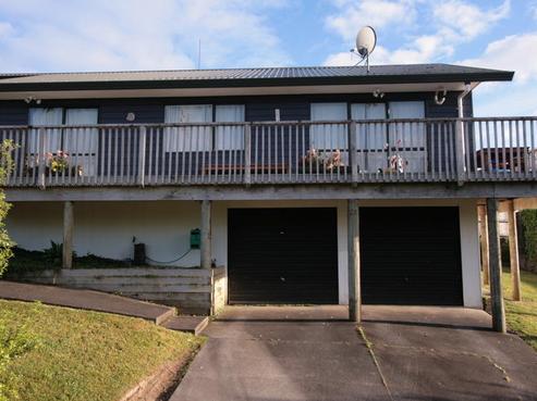 4 Springtime Crescent, Stanmore Bay