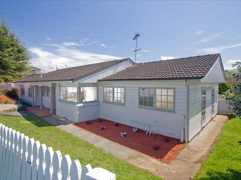 2 Adonis Place, Half Moon Bay