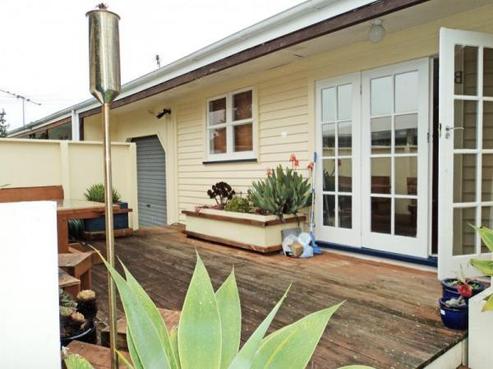 12B Malone Road, Waterloo