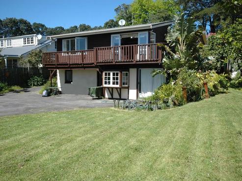 169 Golf Road, Titirangi