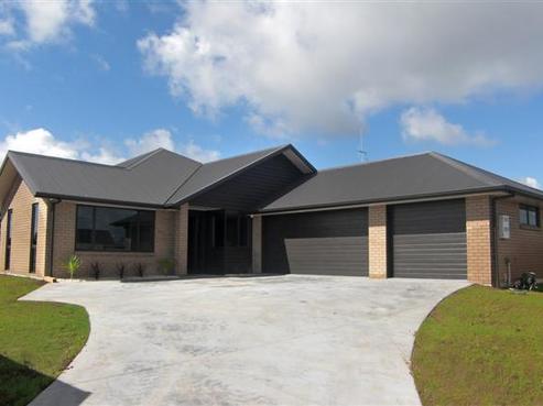 22 Eastridge Terrace, Huntington