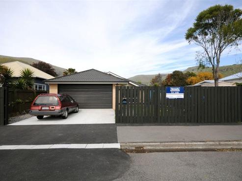76 Wiggins Street, Sumner