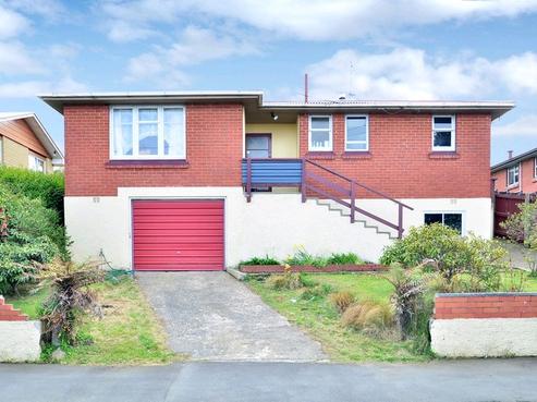 60 Wray Street, Brockville