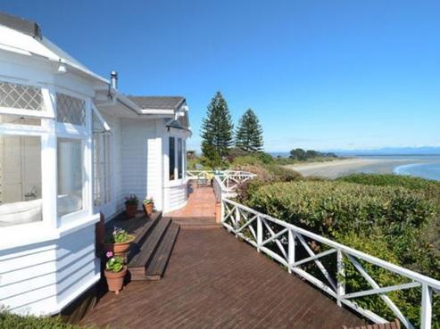 587 Rocks Road, Moana