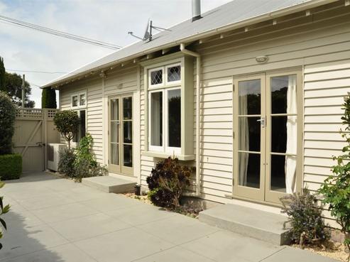 8 Colenso Street, Sumner