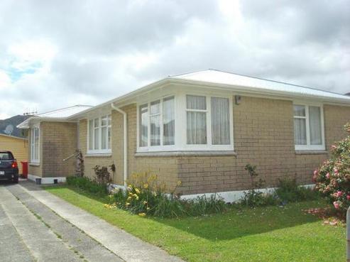 5 Matthews Road, Wainuiomata