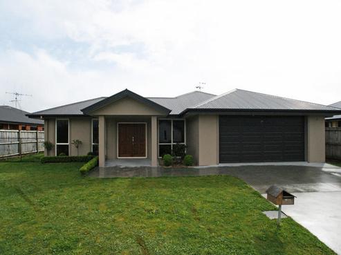 5 Wiltshire Drive, Huntington