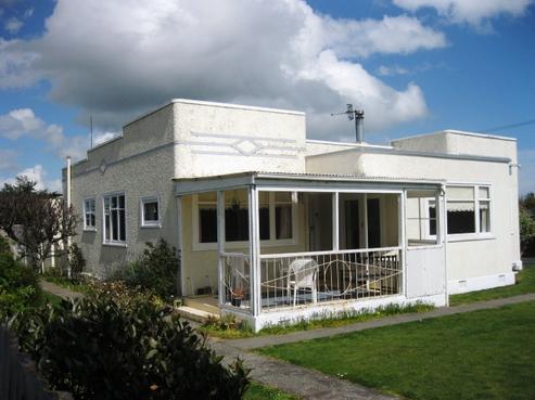183 High Street, Bulls