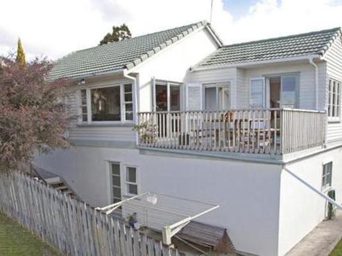 16 Brightside Road, Stanmore Bay
