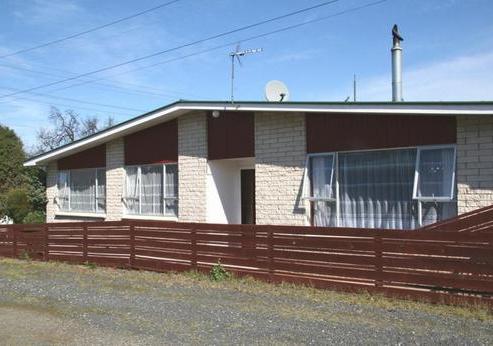 82 Stevenson Avenue, Sawyers Bay