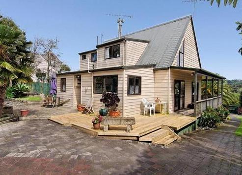 3 Township Road, Waitakere