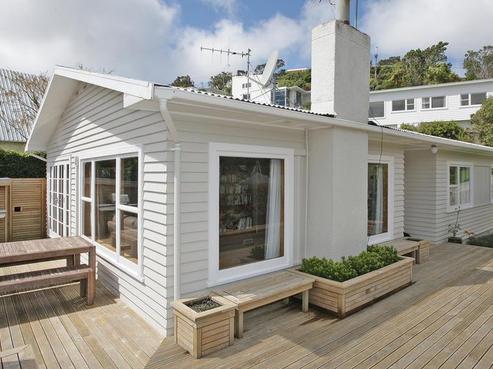 20 Bourbon Terrace, Karori