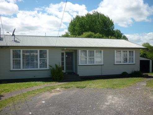 9 Sutcliffe Place, Otara