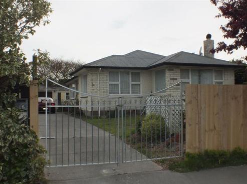 12 Warren Crescent, Hillmorton