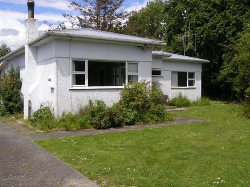 15 Hariata Street, Otaki