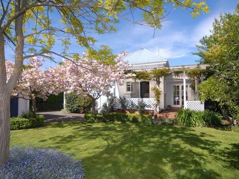 615 Whitehead Road, Saint Leonards