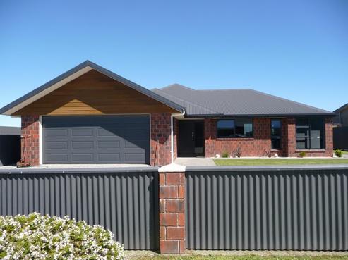 5 Pamela Terrace, Paroa
