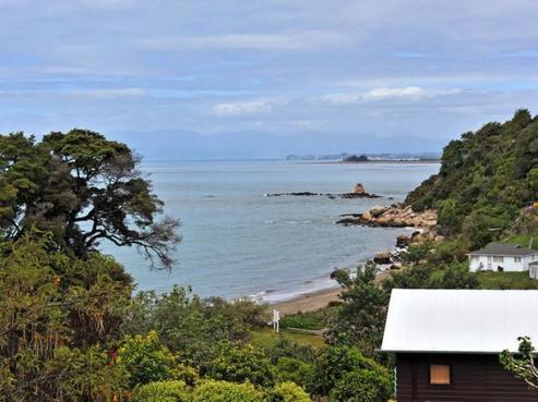 17 Cook Crescent, Kaiteriteri