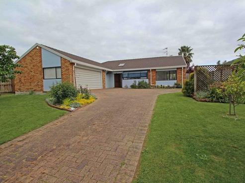 3 Tolvah Place, Wattle Downs