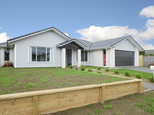 73 Barbados Way, One Tree Point