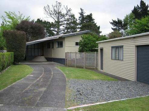 5 Candia Road, Swanson