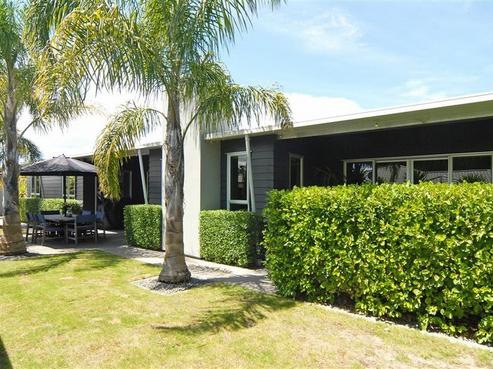 18 Pinotage Drive, Greenmeadows