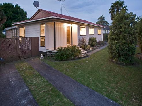 43 Darren Crescent, Half Moon Bay