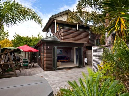 32 Wright Road, Point Chevalier