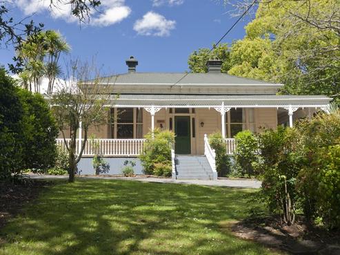 52 Hatea Drive, Regent