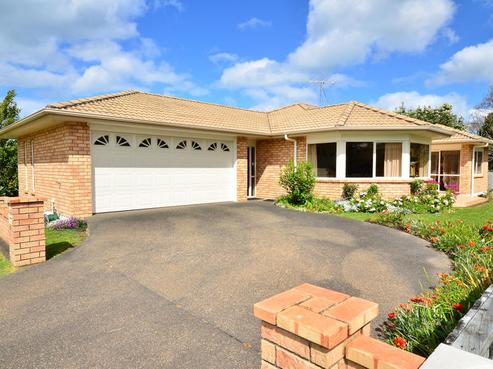 15 Dan Tori Place, Orewa