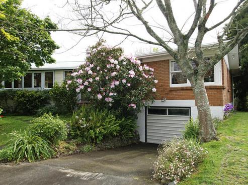 14 Golden Place, Fairfield