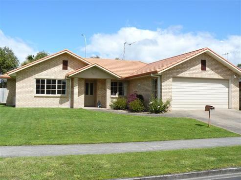 68 Nielsen Gardens, Rototuna