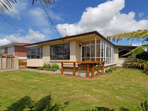 21 Howell Avenue, Riverlea
