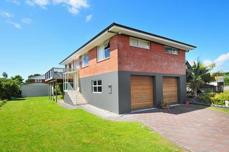 23 Dunbar Road, Point Wells