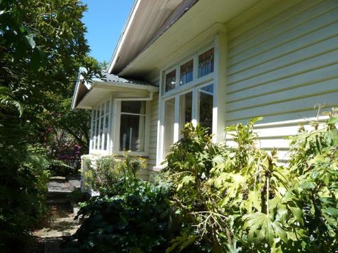 58 Edward Avenue, Edgeware