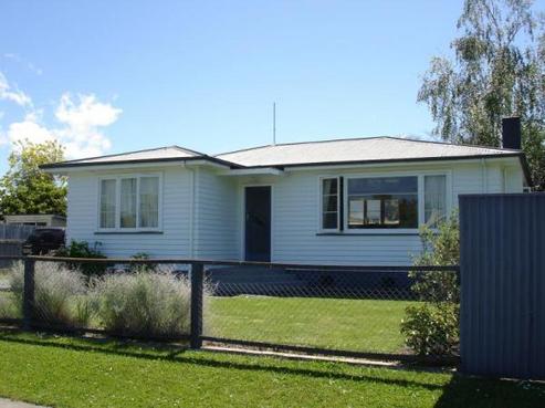 601 Riverslea Road South, Akina