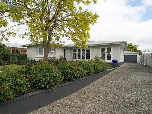 12 Ashbury Avenue, Silverdale