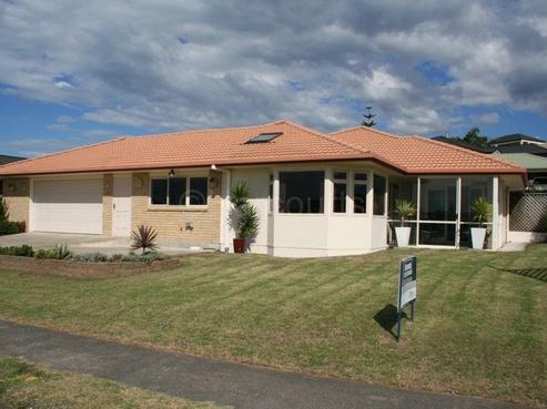 1 Island View Heights, Coastlands