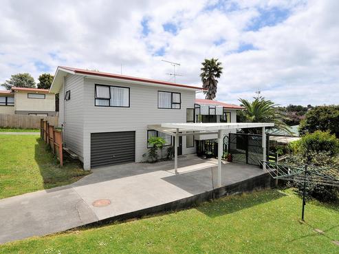 62A Sycamore Drive, Sunnynook
