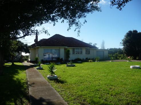 30 State Highway 10, Awanui